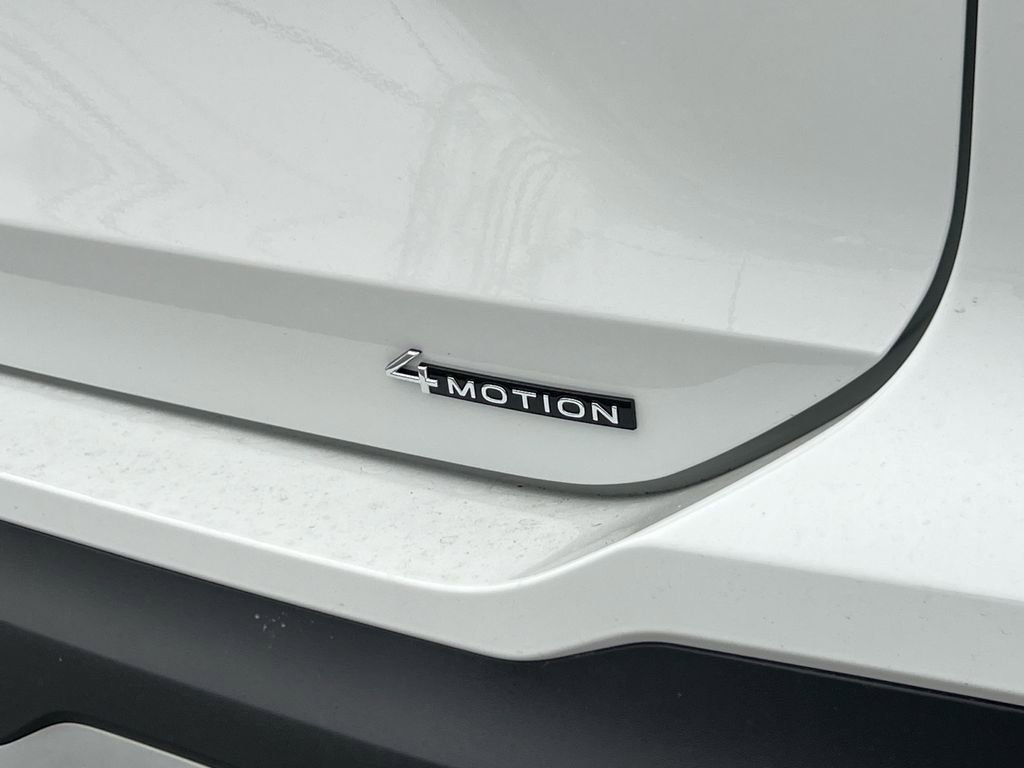 New 2026 Volkswagen Tiguan SE image 6