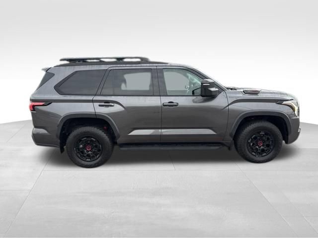 Used 2023 Toyota Sequoia TRD Pro AWD/4WD image 6