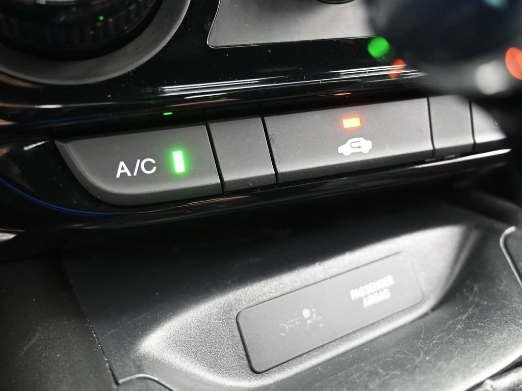 Used 2021 Honda HR-V Sport image 24