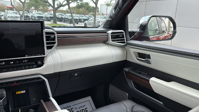 Used 2024 Toyota Tundra Capstone AWD/4WD image 15