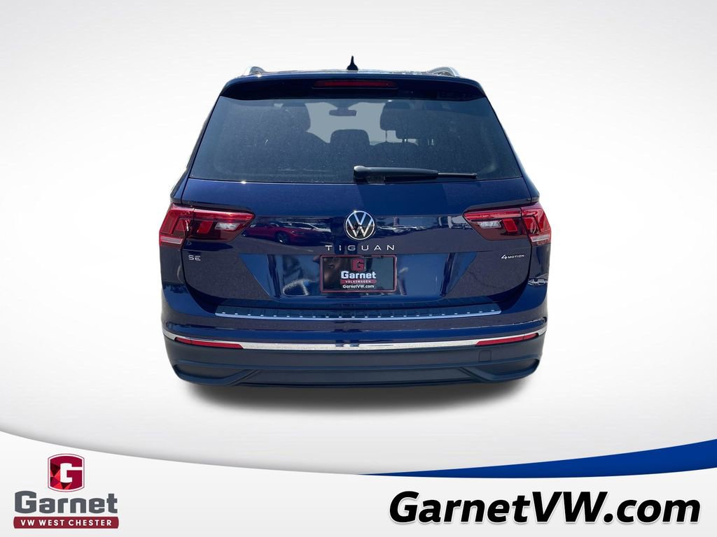 Used 2024 Volkswagen Tiguan SE image 4