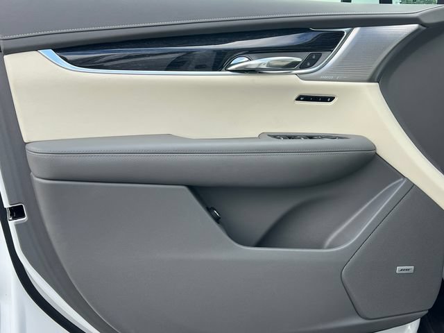 Used 2023 Cadillac XT6 Premium Luxury AWD/4WD image 15