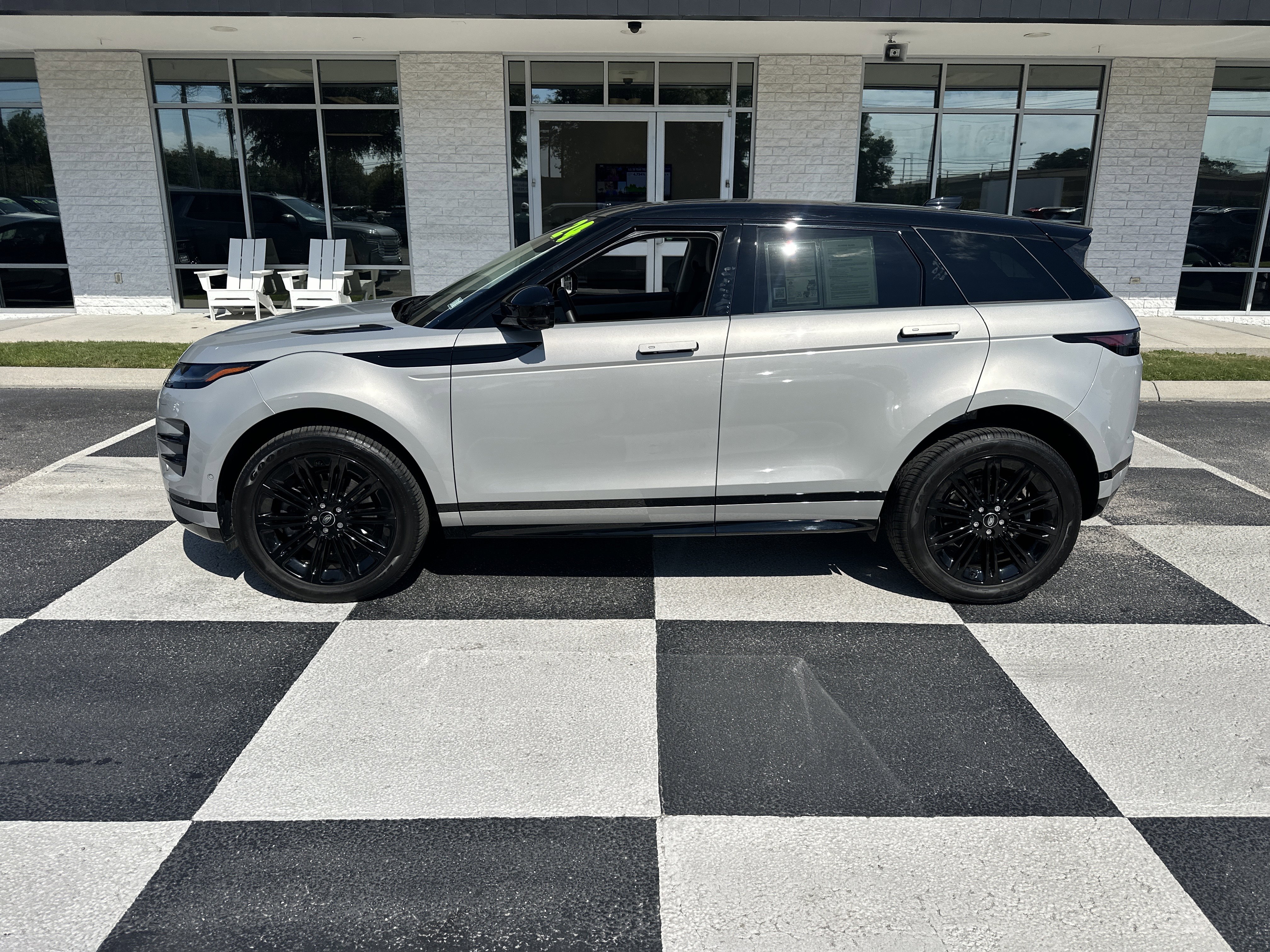 Used 2024 Land Rover Range Rover Evoque Dynamic SE