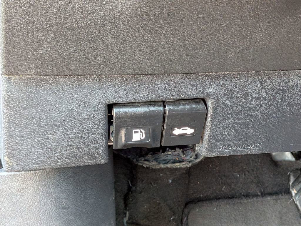 Used 2023 Nissan Kicks SV FWD image 17