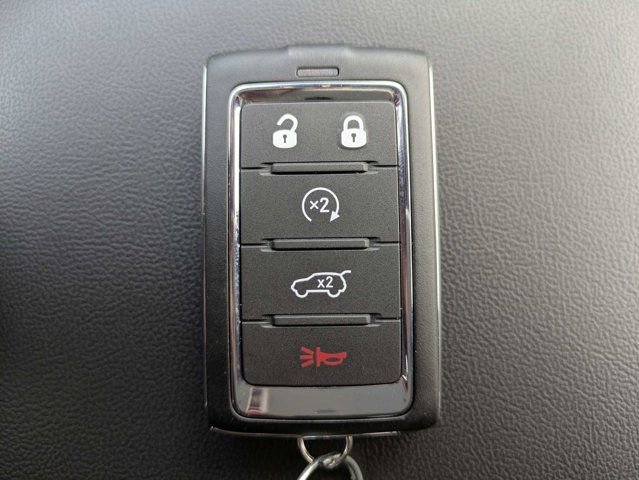 New 2026 Jeep Grand Cherokee L Limited w/ Luxury Tech Group II AWD/4WD image 32