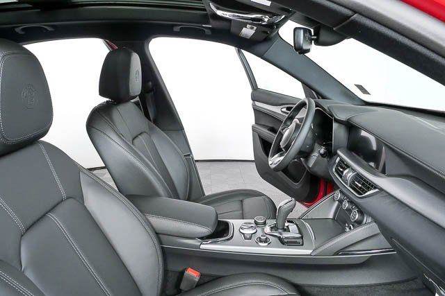 New 2026 Alfa Romeo Stelvio Sprint AWD/4WD image 23