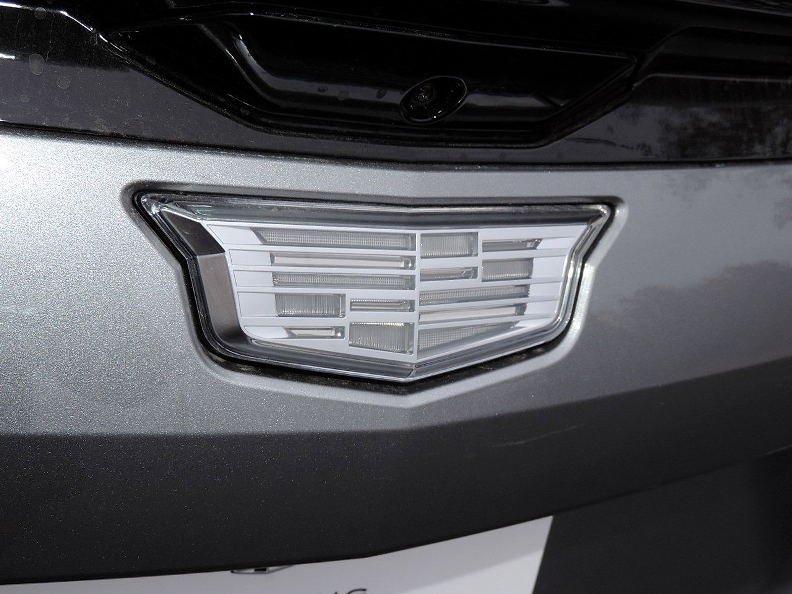New 2026 Cadillac Optiq Luxury 2 image 10