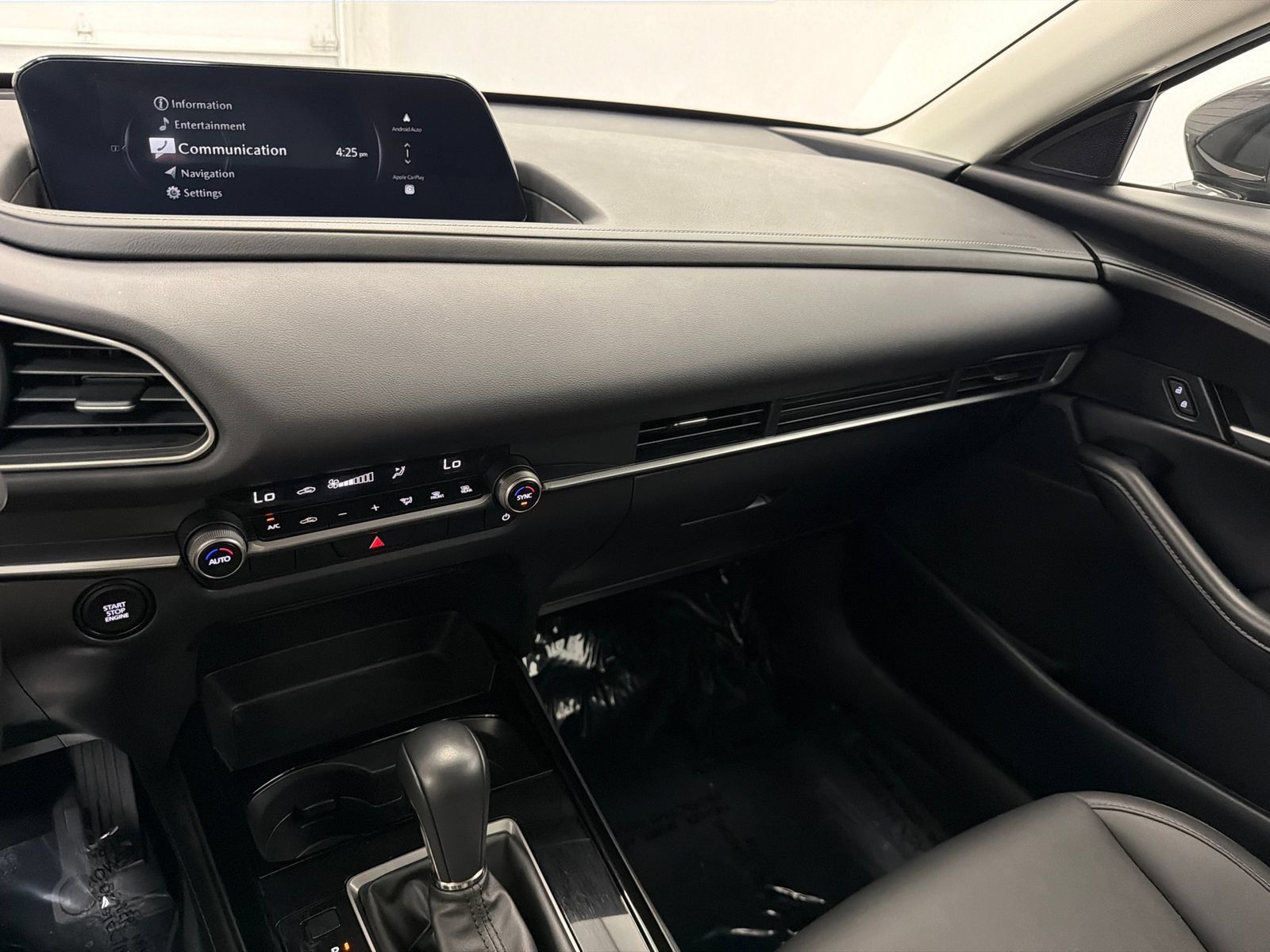 Used 2024 MAZDA CX-30 AWD 2.5 S w/ Select Sport Pkg image 24