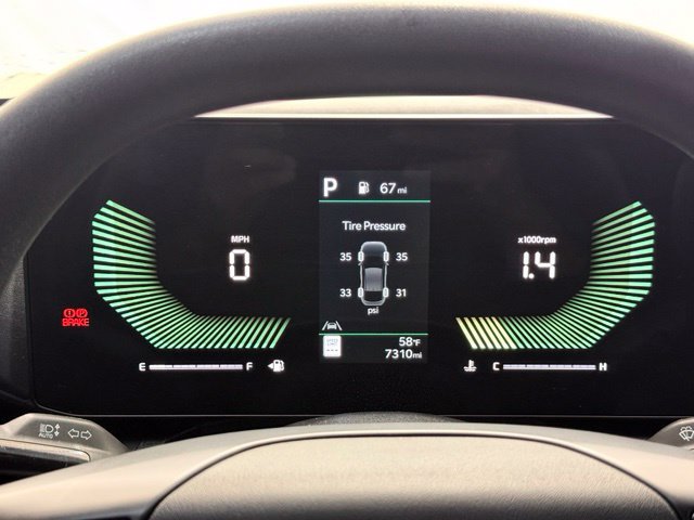 Used 2025 Kia K4 FWD image 32