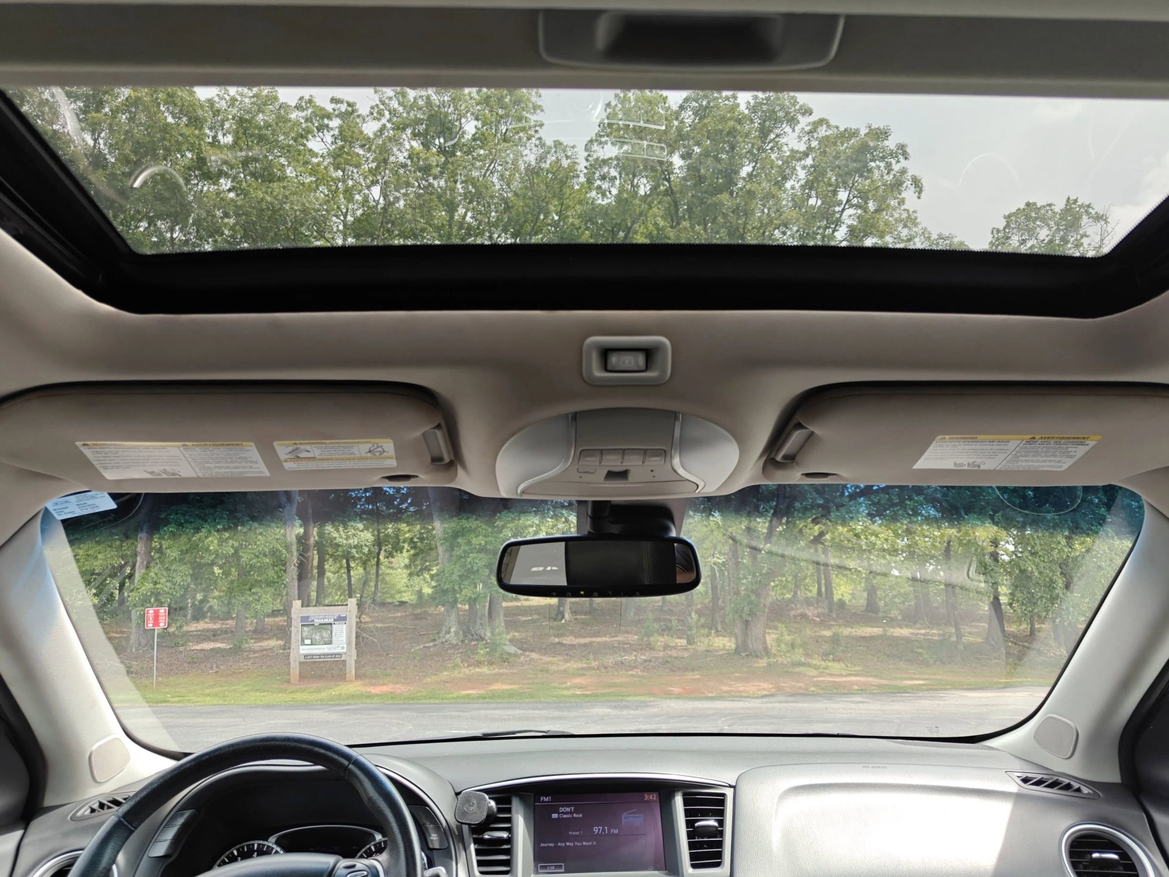 Used 2013 INFINITI JX35 AWD w/ Premium Pkg image 18