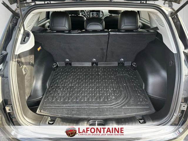 Used 2019 Jeep Compass Latitude FWD image 26