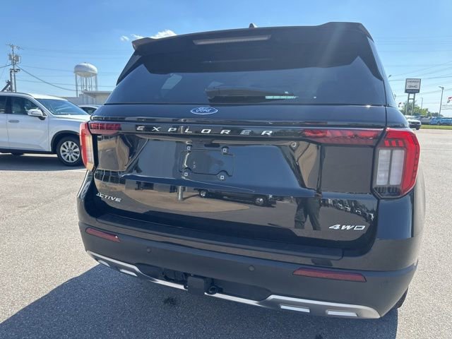 Used 2025 Ford Explorer Active w/ Active Comfort Package AWD/4WD image 19