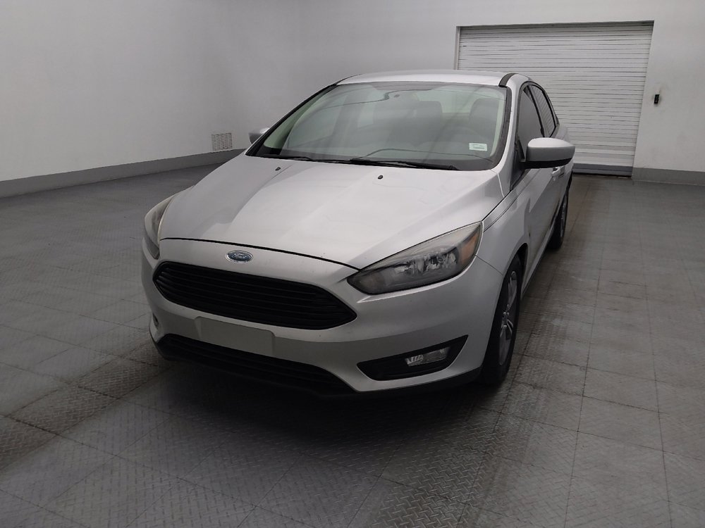 Used 2018 Ford Focus SE w/ SE Appearance Package FWD image 15