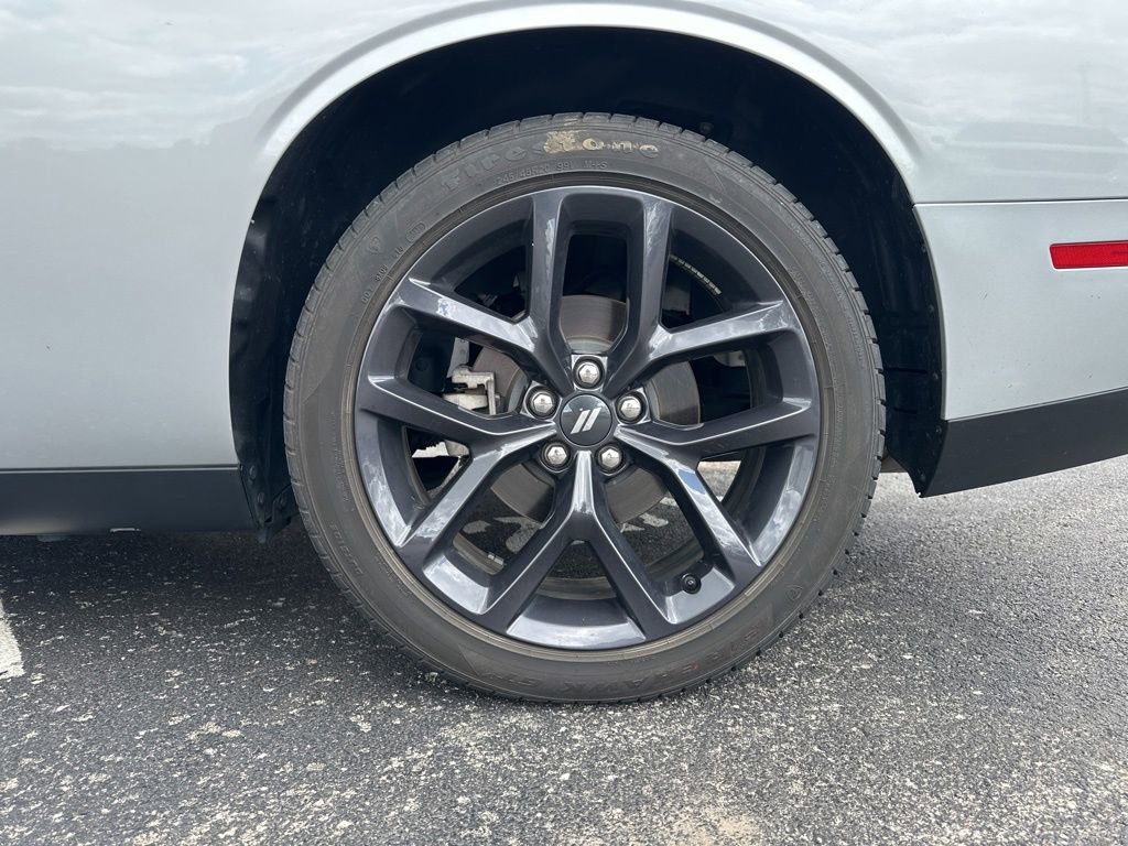 Used 2021 Dodge Challenger SXT w/ Plus Package RWD image 5