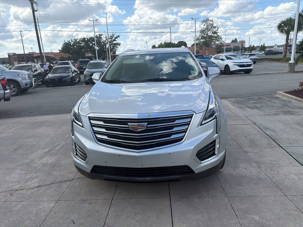 Used 2018 Cadillac XT5 Premium Luxury image 2
