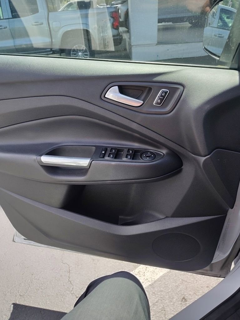 Used 2014 Ford Escape SE FWD image 11