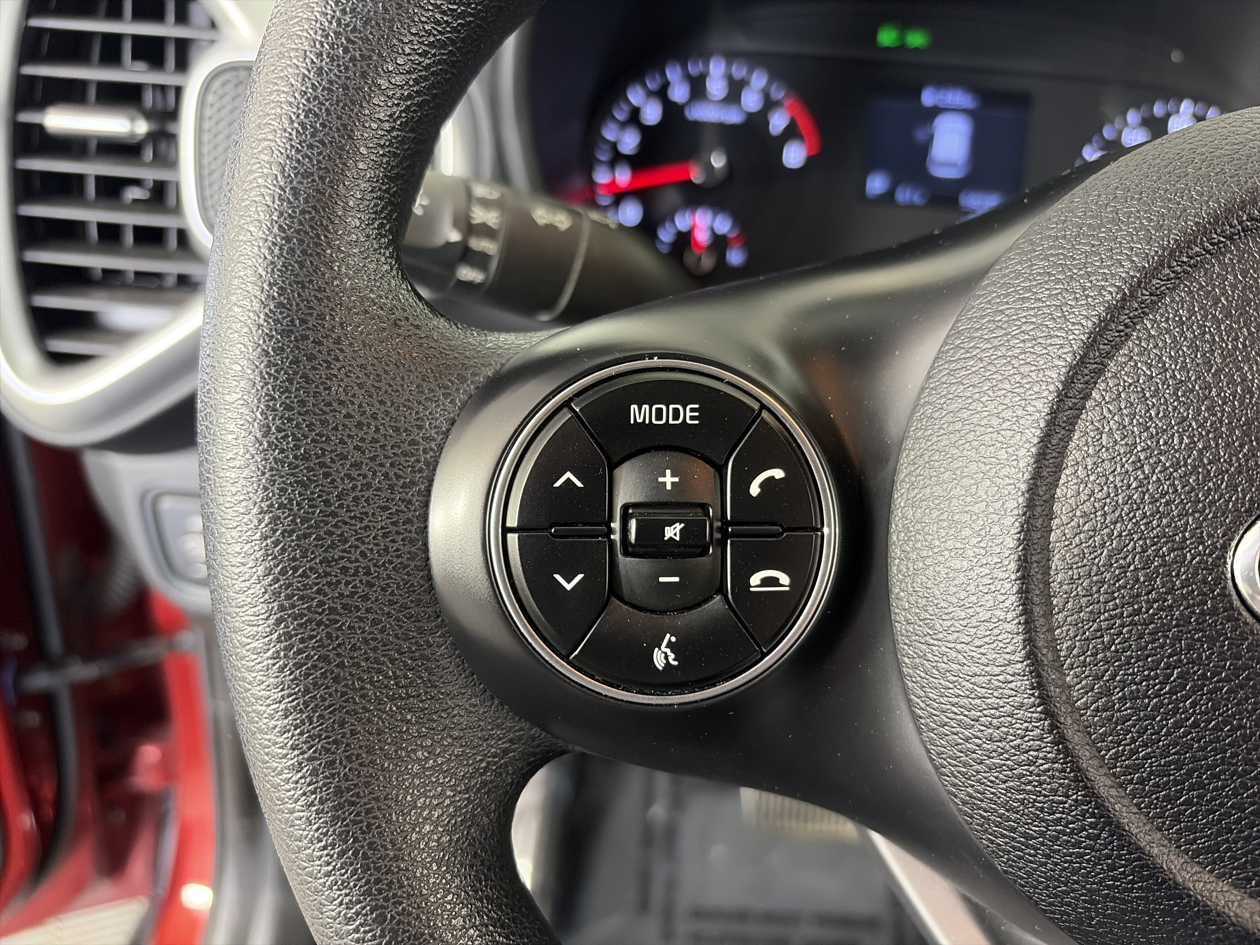 Used 2020 Kia Soul S FWD image 29