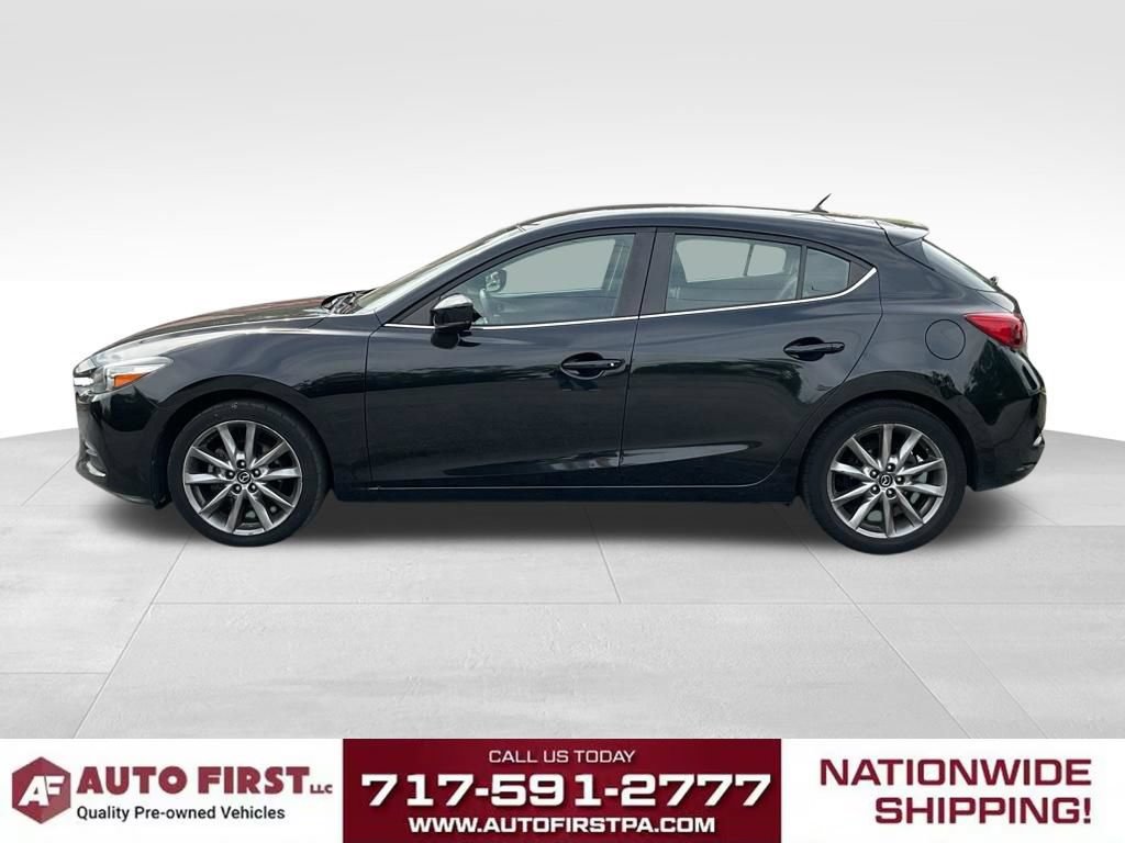 Used 2018 MAZDA MAZDA3 Touring FWD image 5