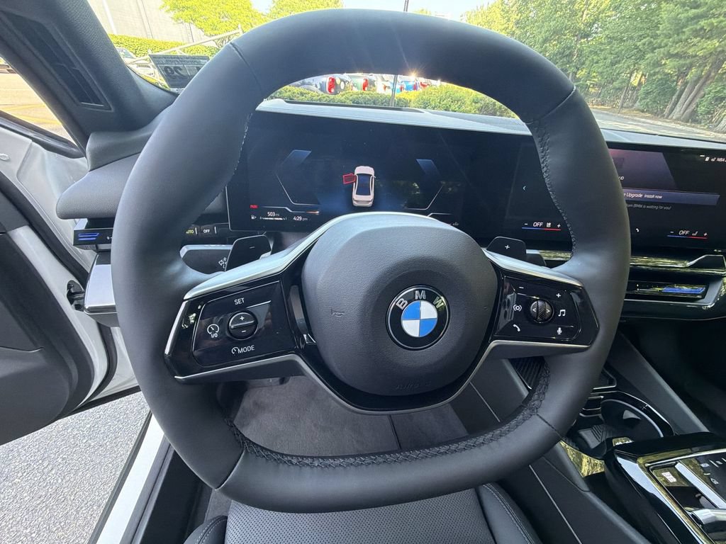 Used 2024 BMW 530i xDrive w/ Premium Package AWD/4WD image 23