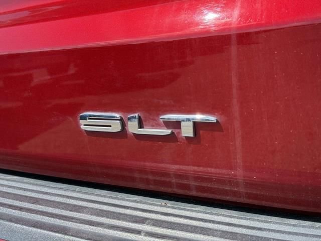Used 2023 GMC Yukon XL SLT w/ SLT Premium Package AWD/4WD image 7