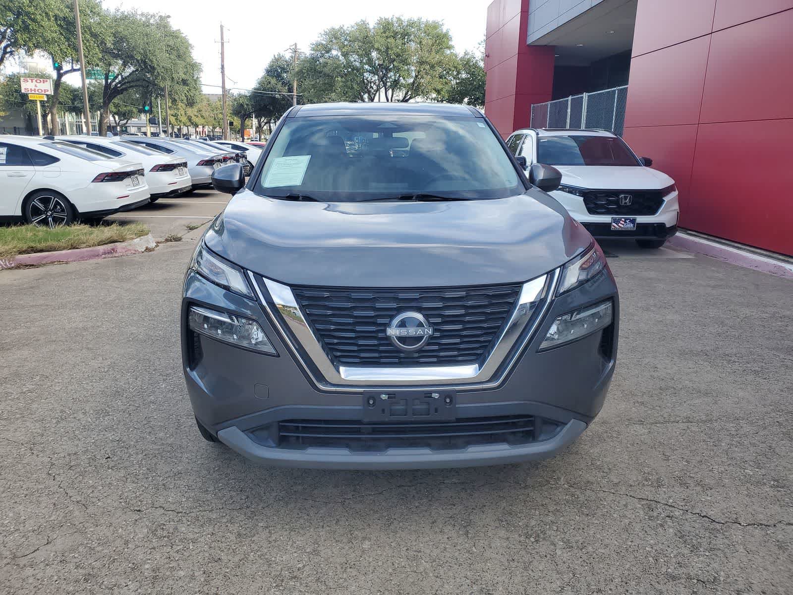 Used 2023 Nissan Rogue SV AWD/4WD image 8