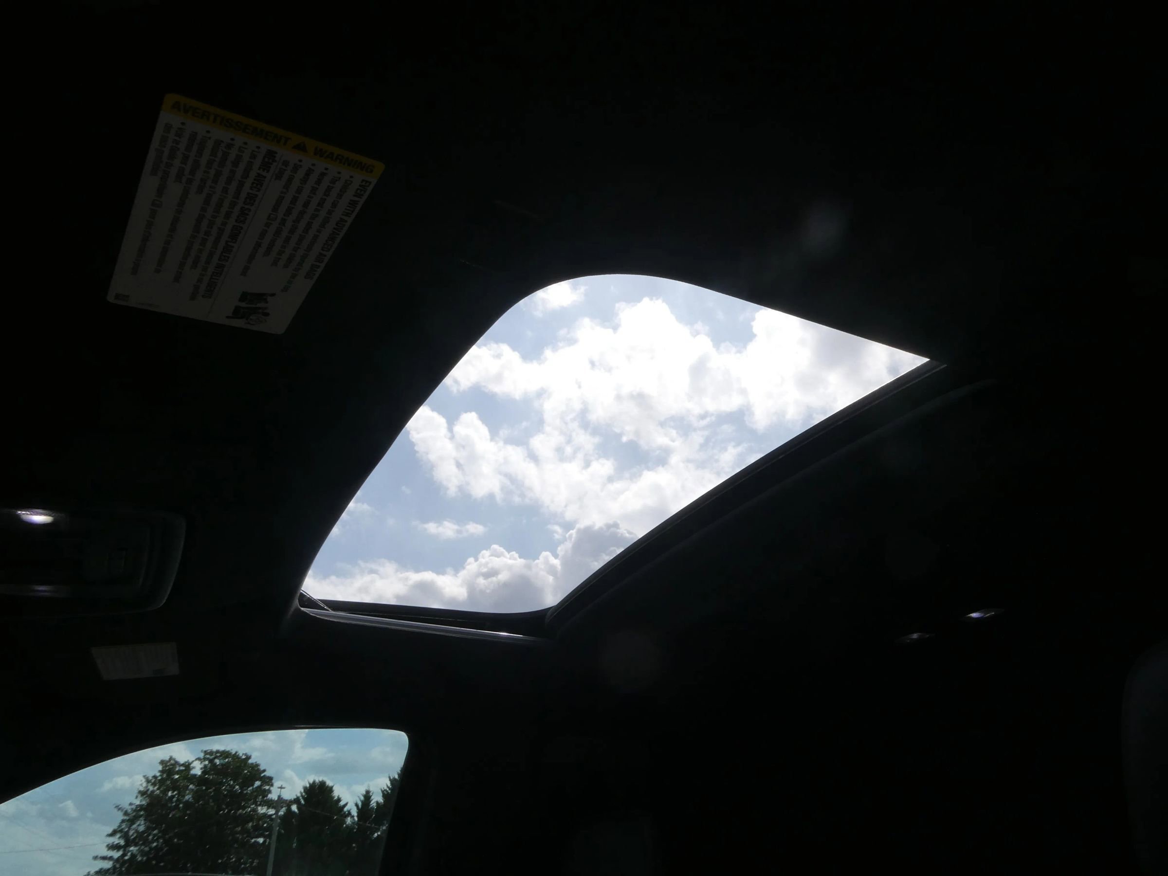 Used 2020 Chevrolet Silverado 1500 High Country w/ Technology Package AWD/4WD image 11