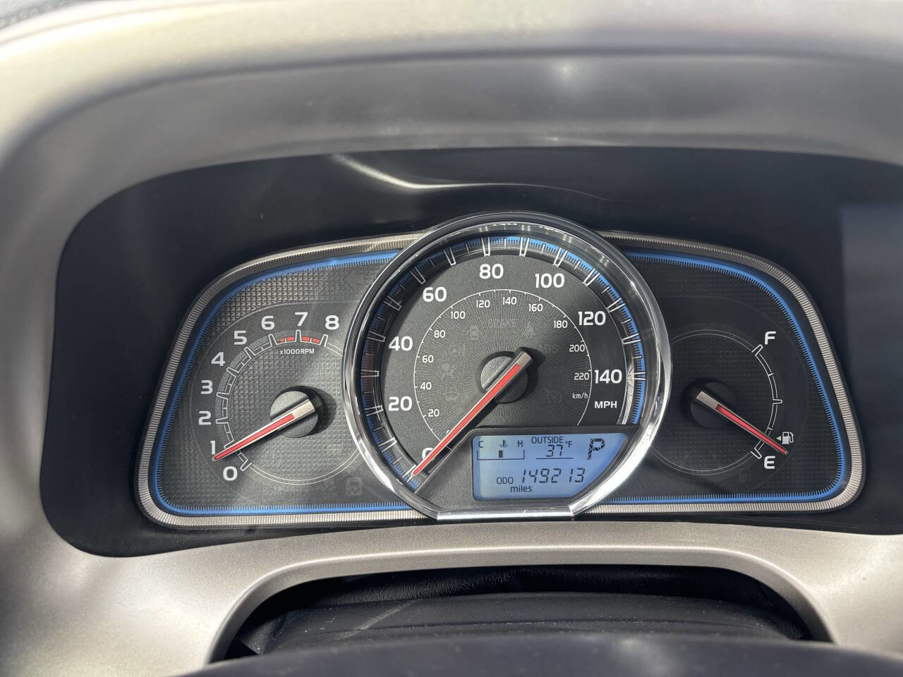 Used 2015 Toyota RAV4 Limited image 13