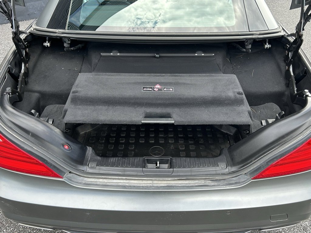 Used 2016 Mercedes-Benz SL 550 image 27
