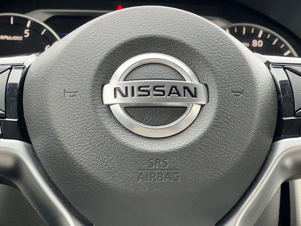 Used 2021 Nissan Altima 2.5 SV w/ SV Premium Package FWD image 5