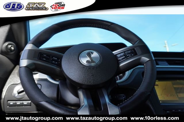 Used 2010 Ford Mustang Shelby GT500 RWD image 15