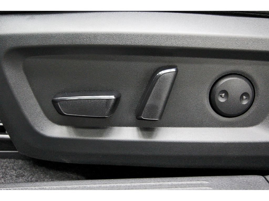 New 2026 Nissan Rogue SV AWD/4WD image 28