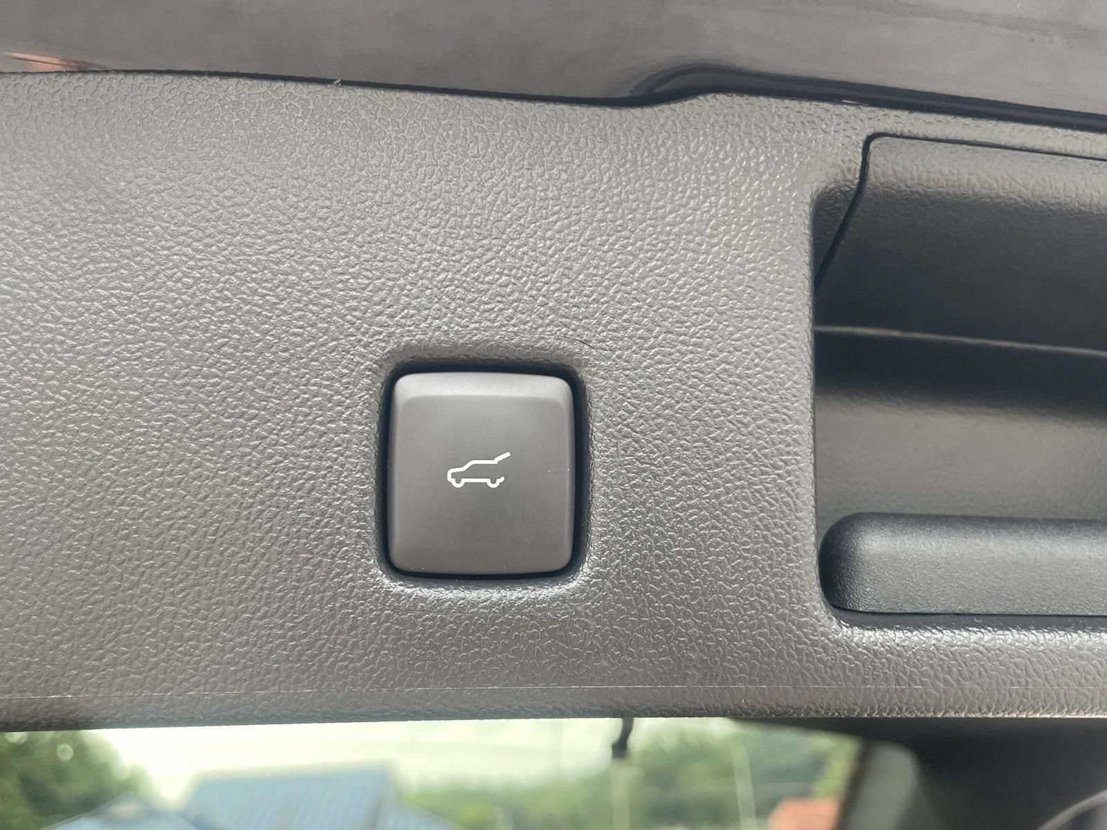 Used 2025 Ford Escape Active FWD image 6