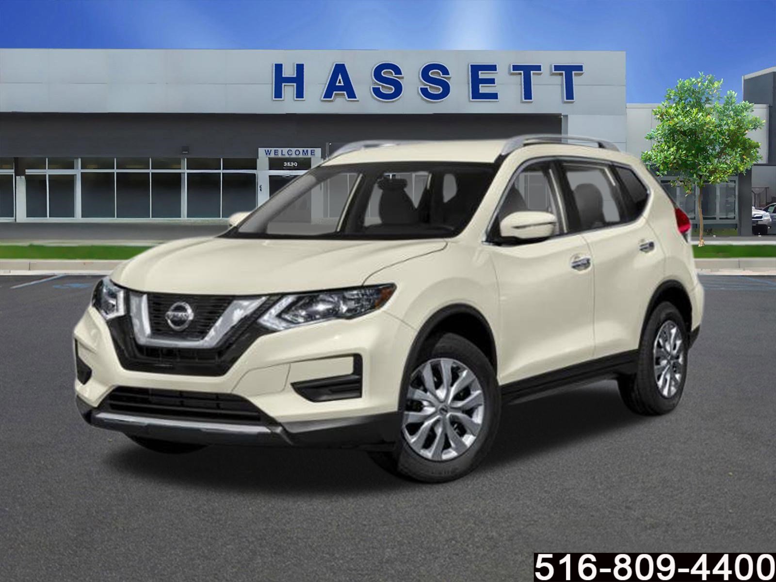 Used 2019 Nissan Rogue SV image 1