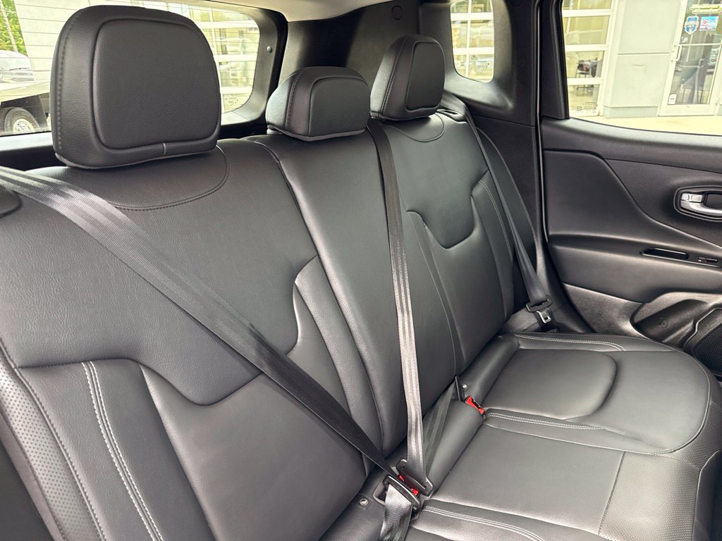 Used 2023 Jeep Renegade Limited AWD/4WD image 29