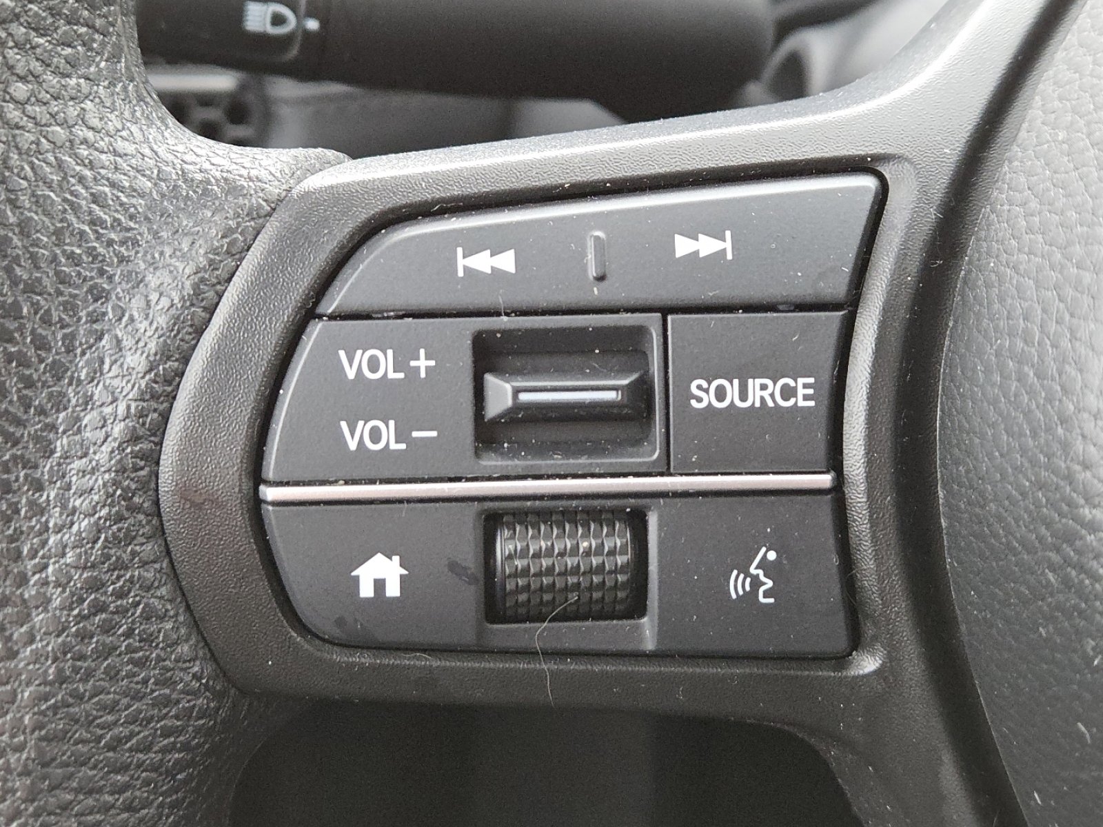 Used 2024 Honda HR-V LX image 30