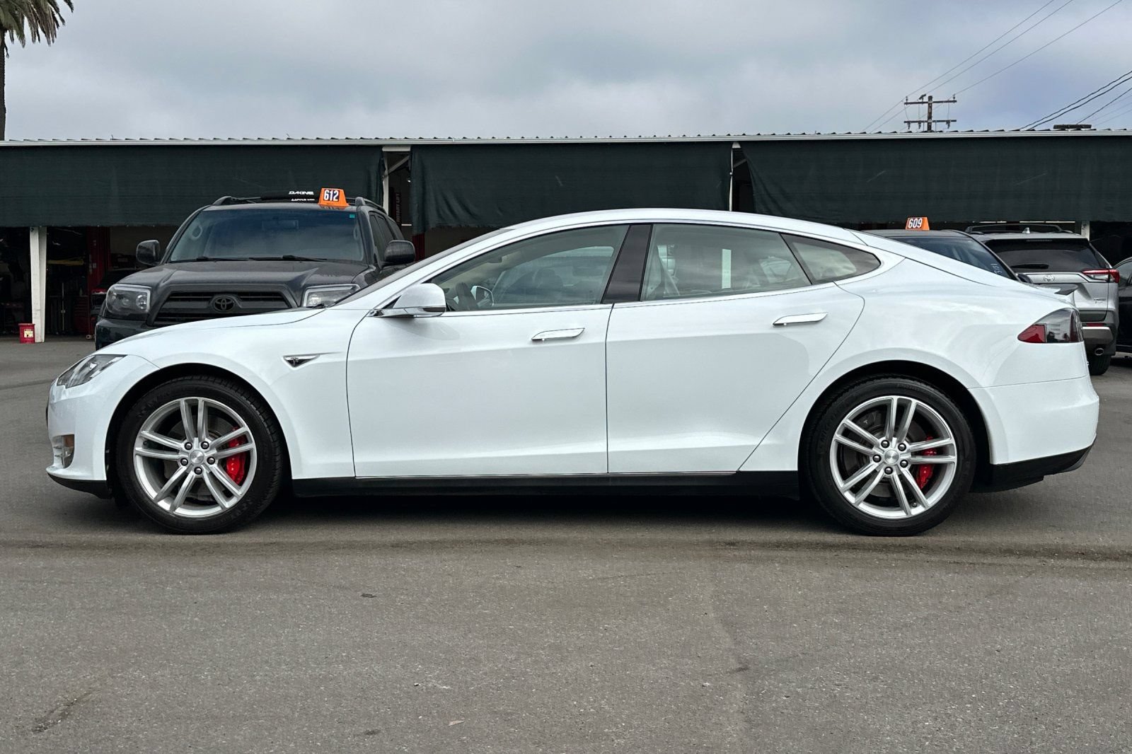 Used 2014 Tesla Model S P85 RWD image 7