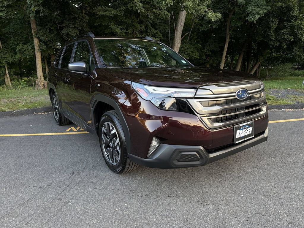 Used 2026 Subaru Forester Premium AWD/4WD image 2