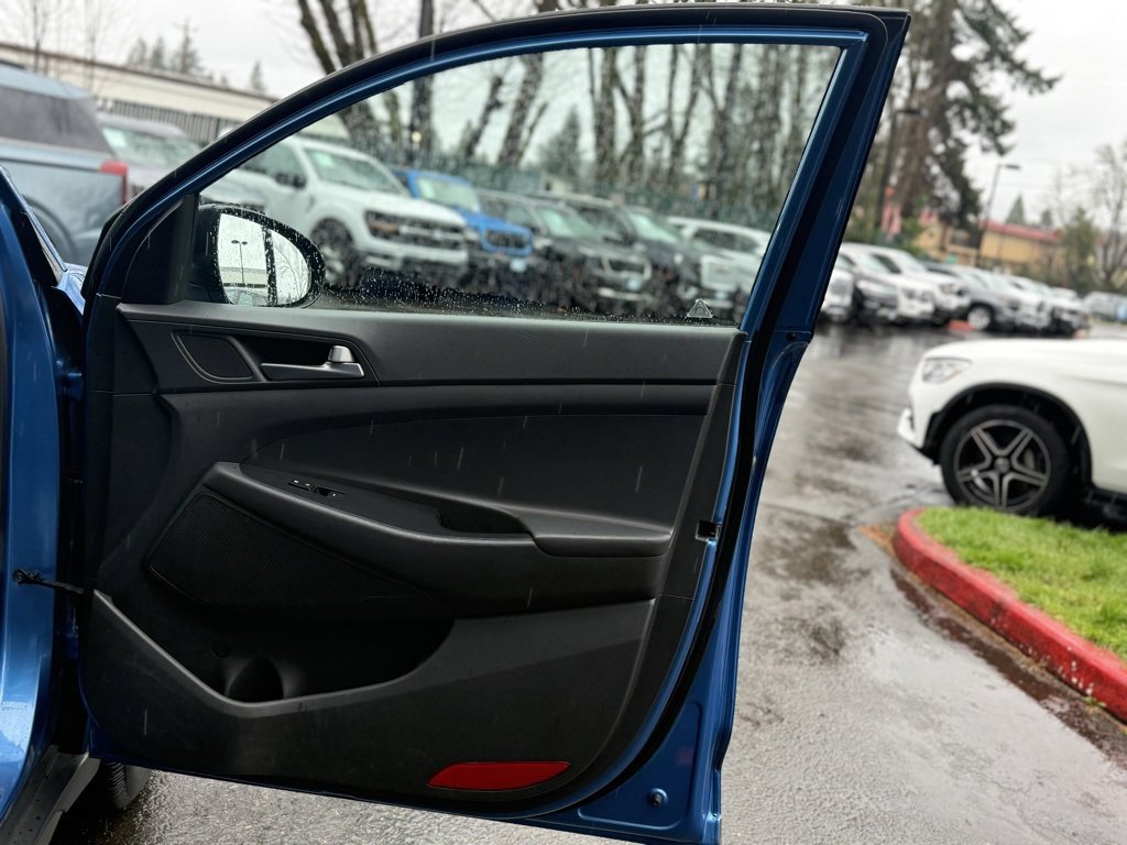 Used 2016 Hyundai Tucson SE w/ Option Group 02 image 14