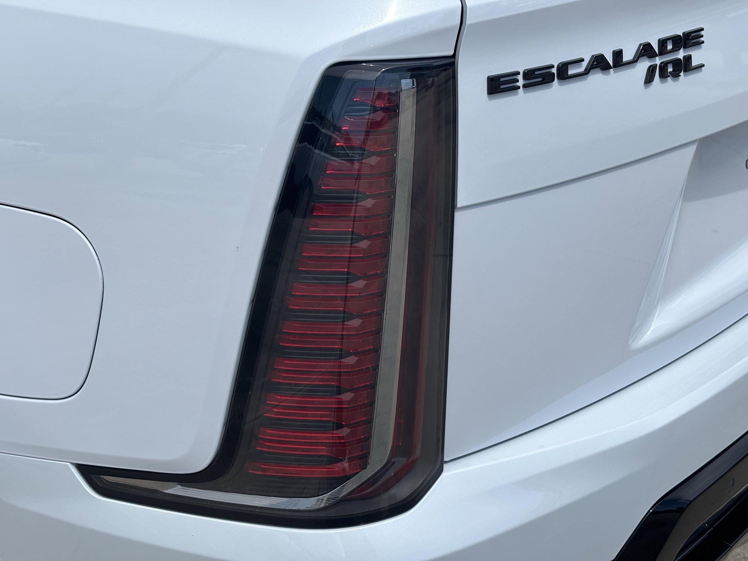 New 2026 Cadillac Escalade IQL Sport 2 w/ LPO, ONYX Package AWD/4WD image 10