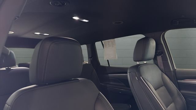 Used 2025 Buick Enclave Preferred AWD/4WD image 36
