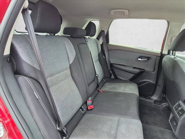 Used 2023 Nissan Rogue SV AWD/4WD image 20