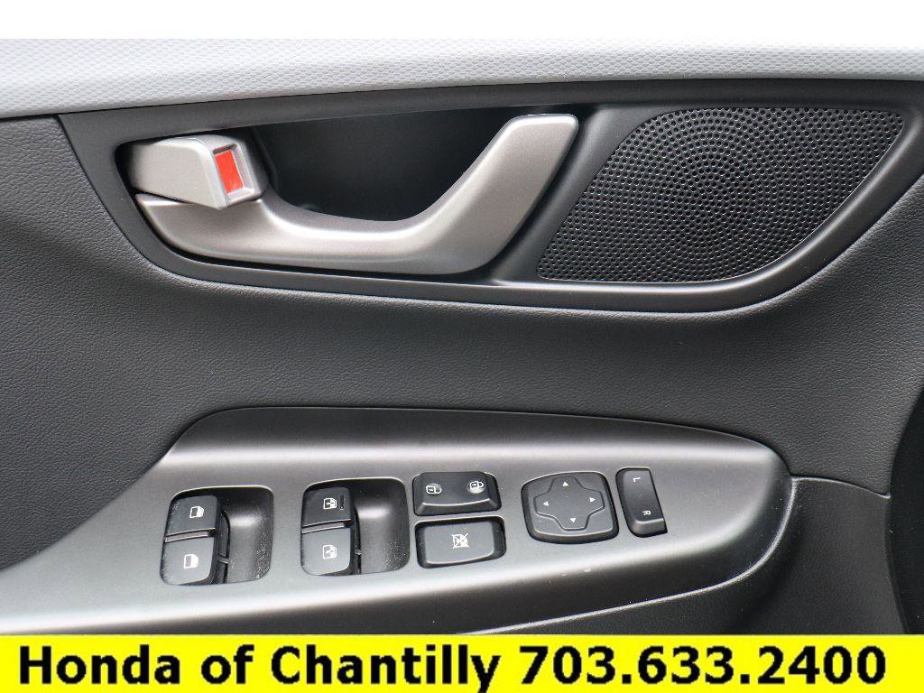 Used 2021 Hyundai Kona Ultimate w/ Cargo Package image 22