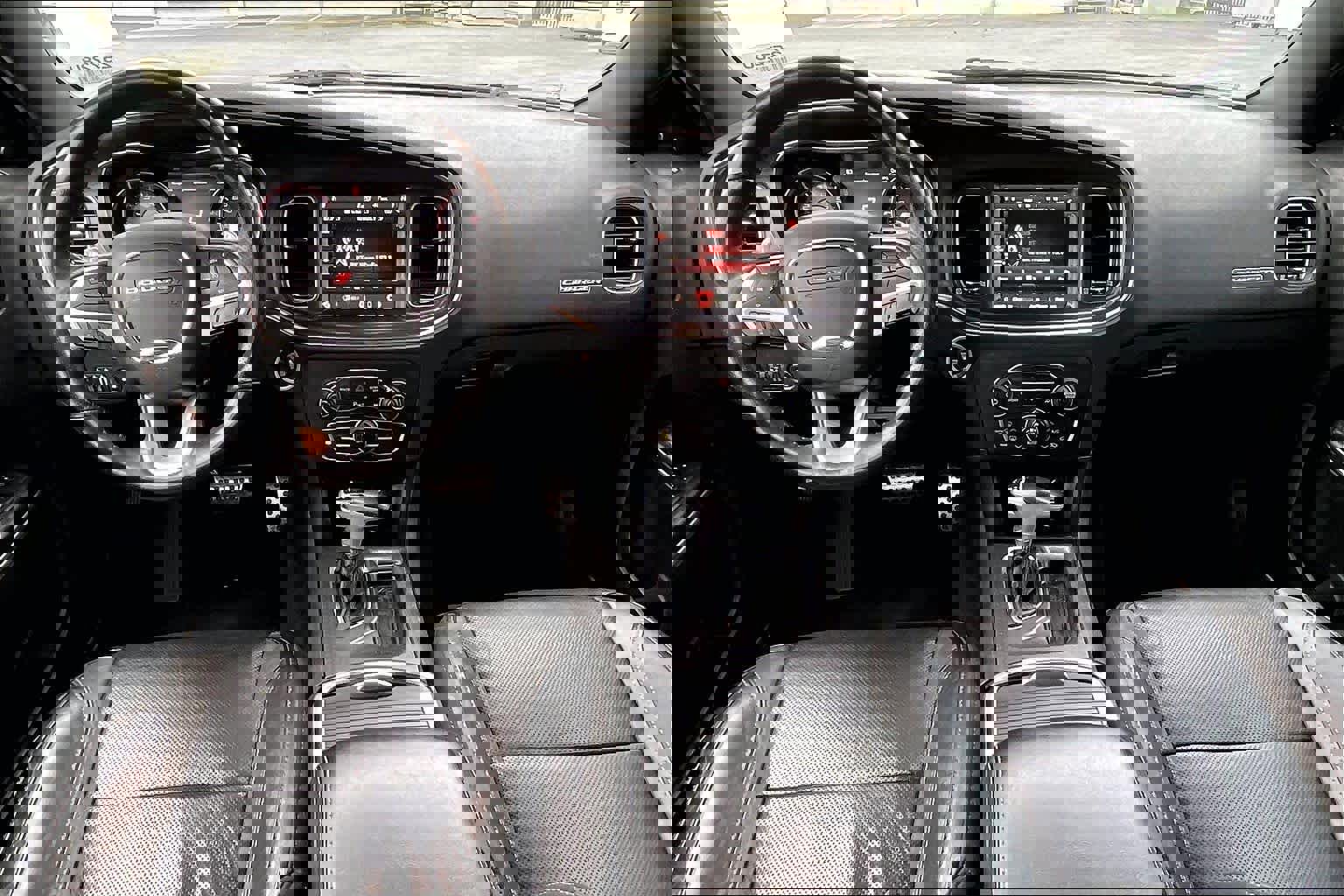 Used 2018 Dodge Charger R/T w/ Plus Group image 18