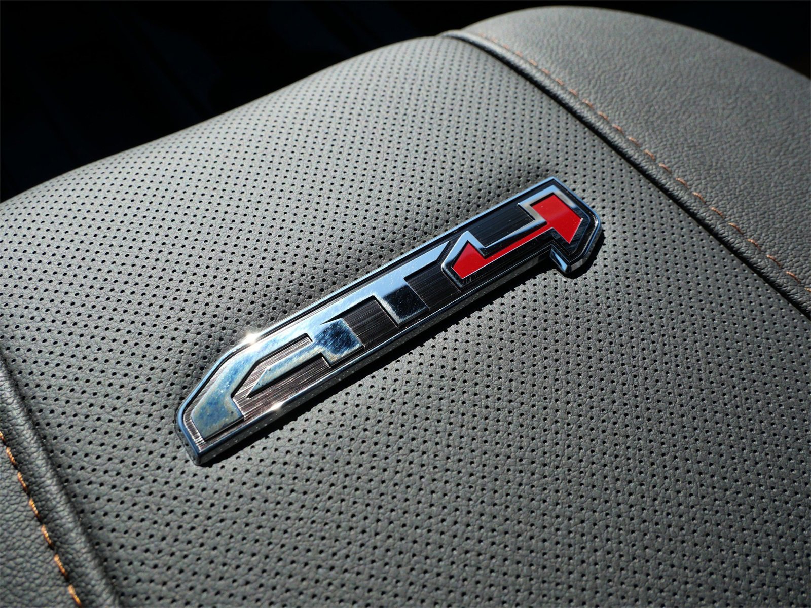 New 2026 GMC Sierra 3500 AT4 w/ AT4 Premium Plus Package image 15