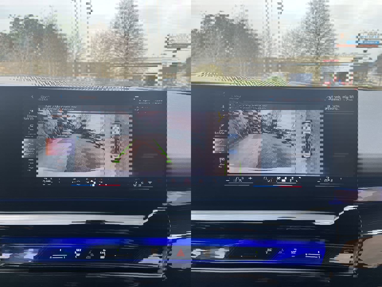 Certified 2024 BMW 540i xDrive w/ Executive Package image 25