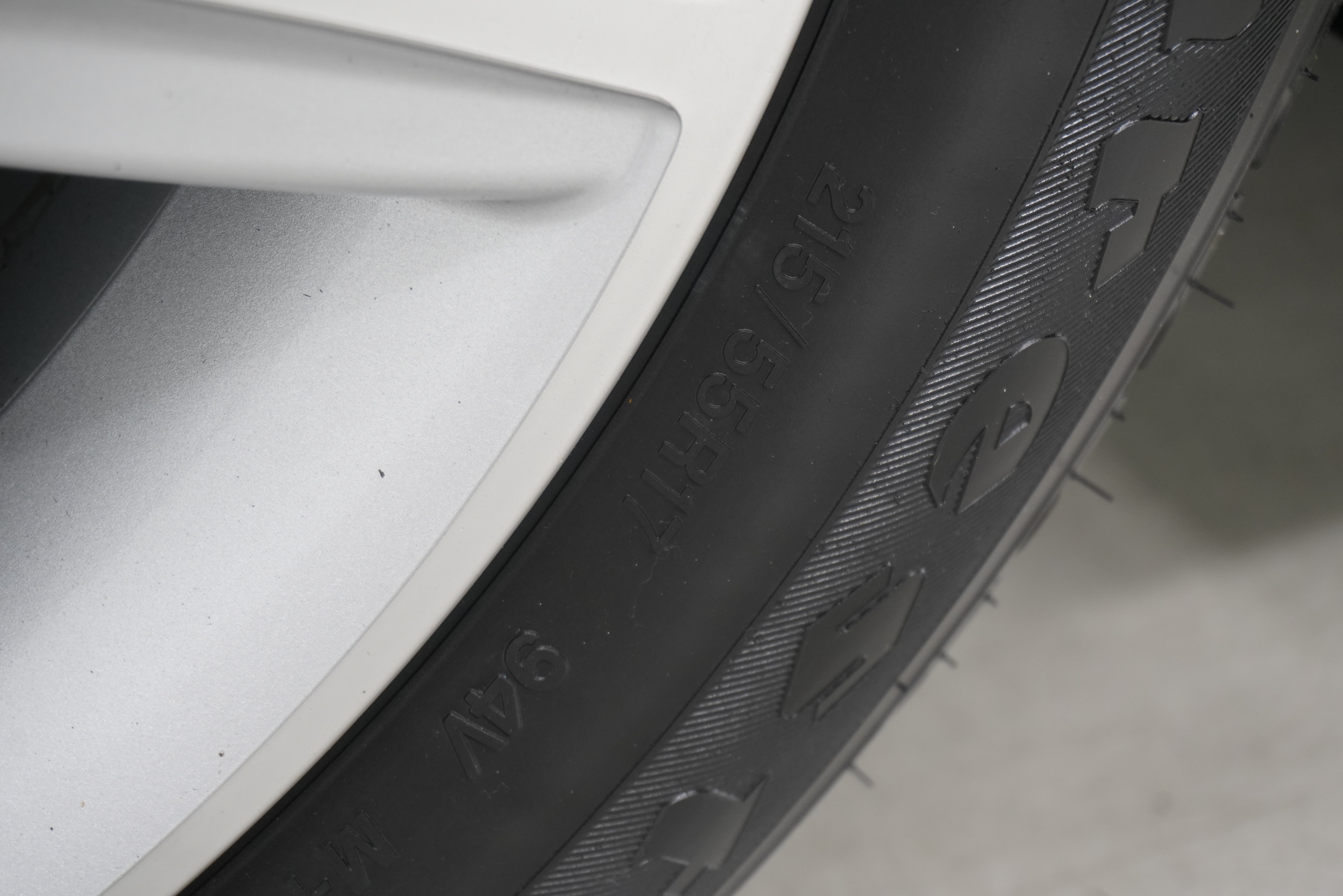 Used 2014 Toyota Avalon XLE Premium FWD image 29