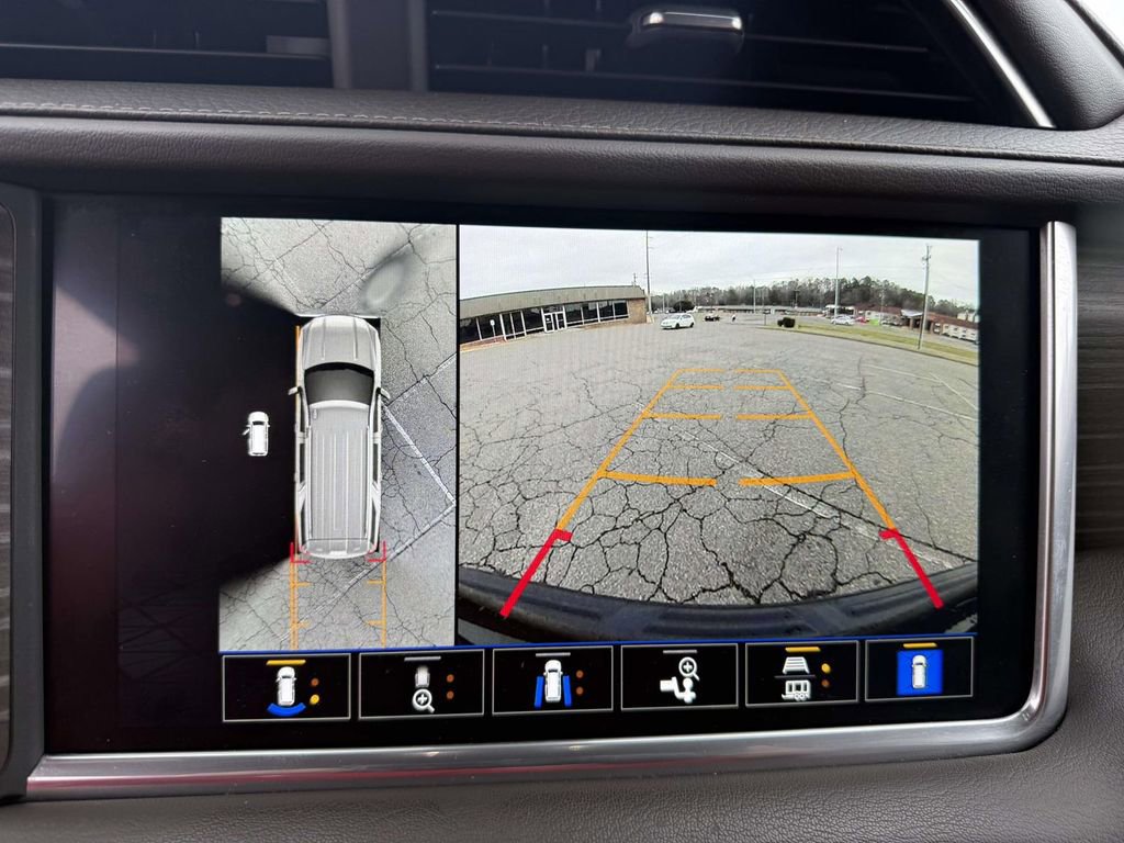 Used 2022 GMC Yukon Denali image 21