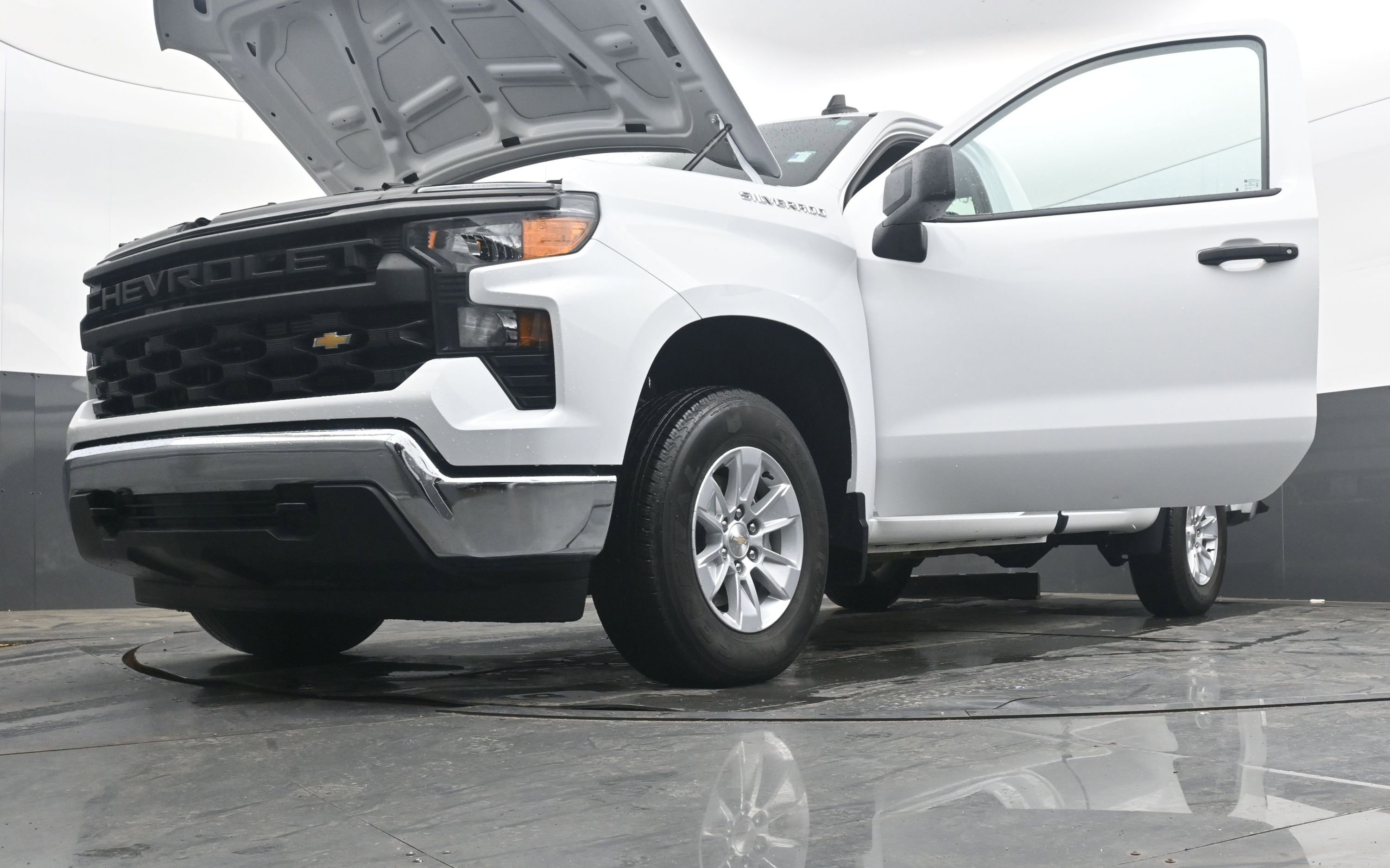 Certified 2024 Chevrolet Silverado 1500 W/T w/ WT Fleet Convenience Package image 39