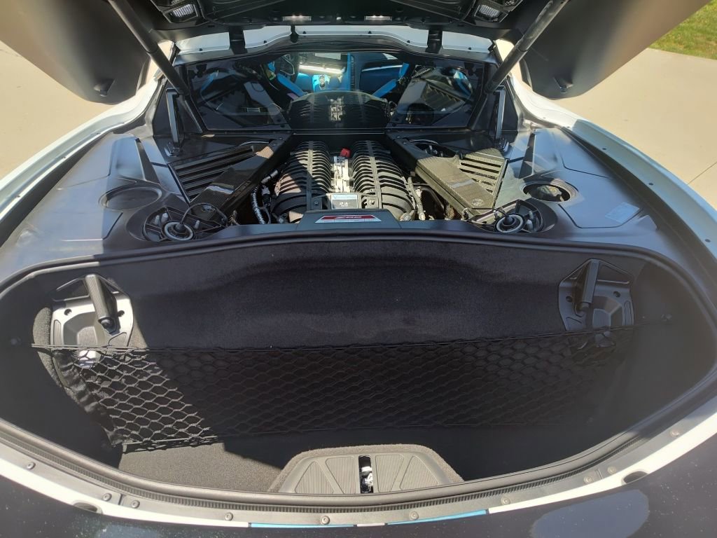 Used 2025 Chevrolet Corvette Z06 RWD image 12