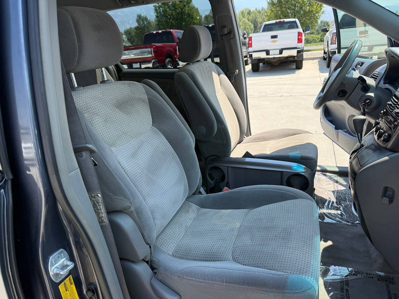 Used 2008 Toyota Sienna LE FWD image 24
